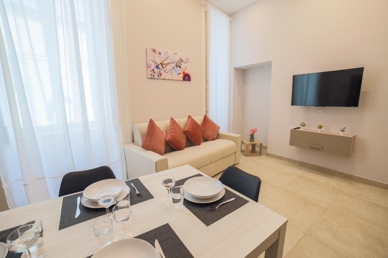Dimora Museo Apartment Naples Exterior photo